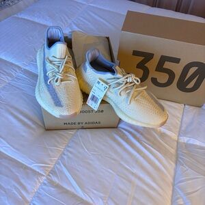 Adidas Yeezy Boost 350 V2 in Linen/Baby Blue